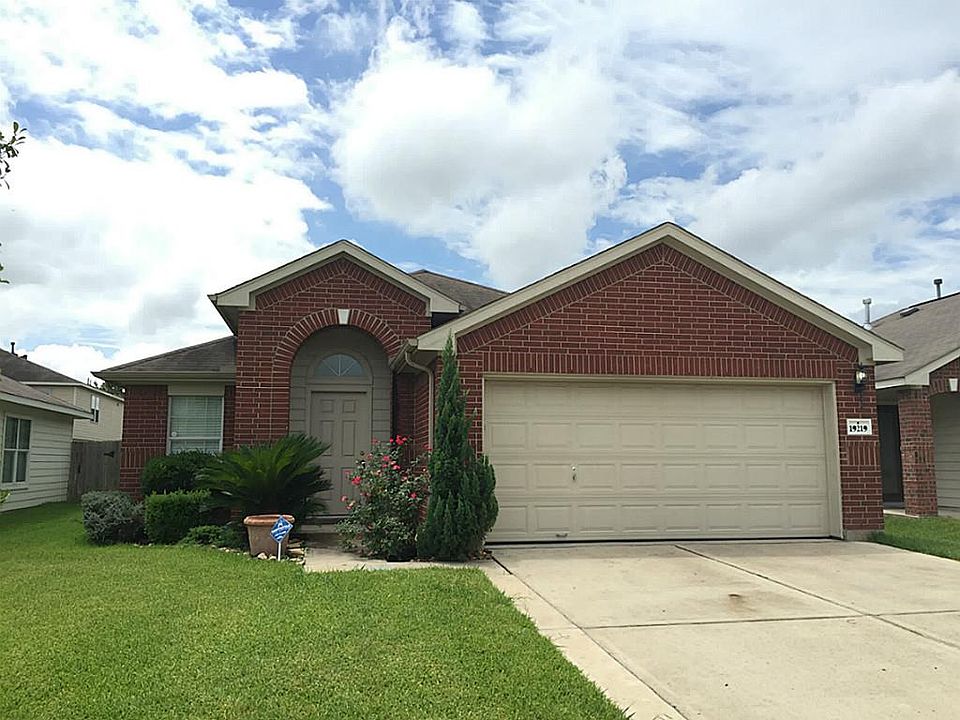 1st image of 19219 Sagebrush Valley Ln