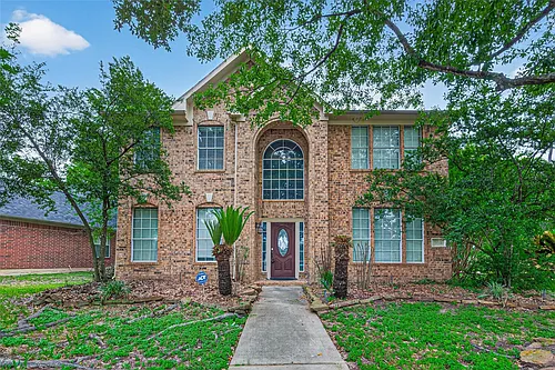 1002 Pine Walk Trl Photo 1