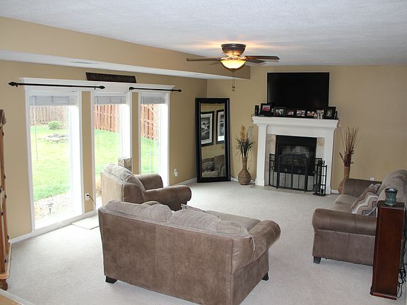4th image of 18105 Guinevere Ct