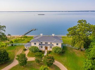 1026 Beach Rd, White Stone, VA 22578