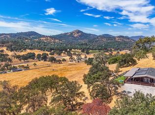 1560 Pinto Dr, Angels Camp, CA 95222