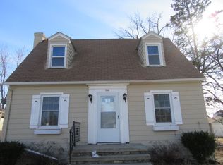 1035 8th Ave S, Clinton, IA 52732