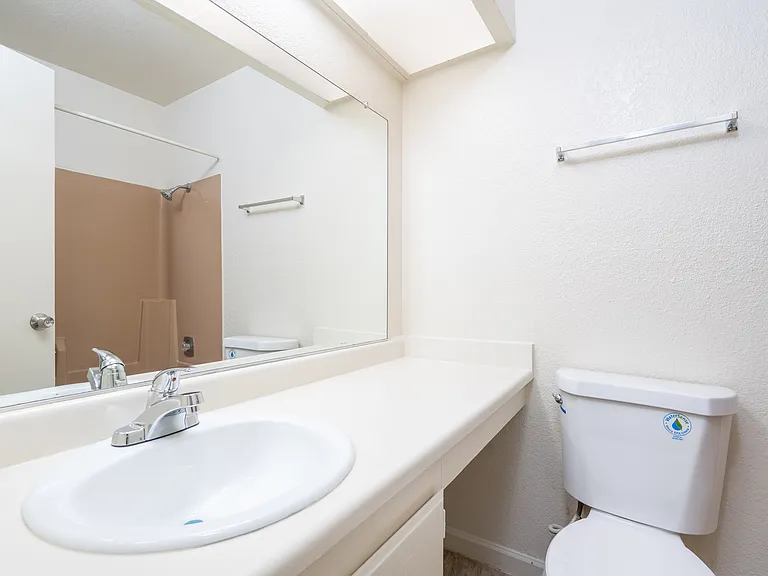 Villagio Apartments — Photo 5