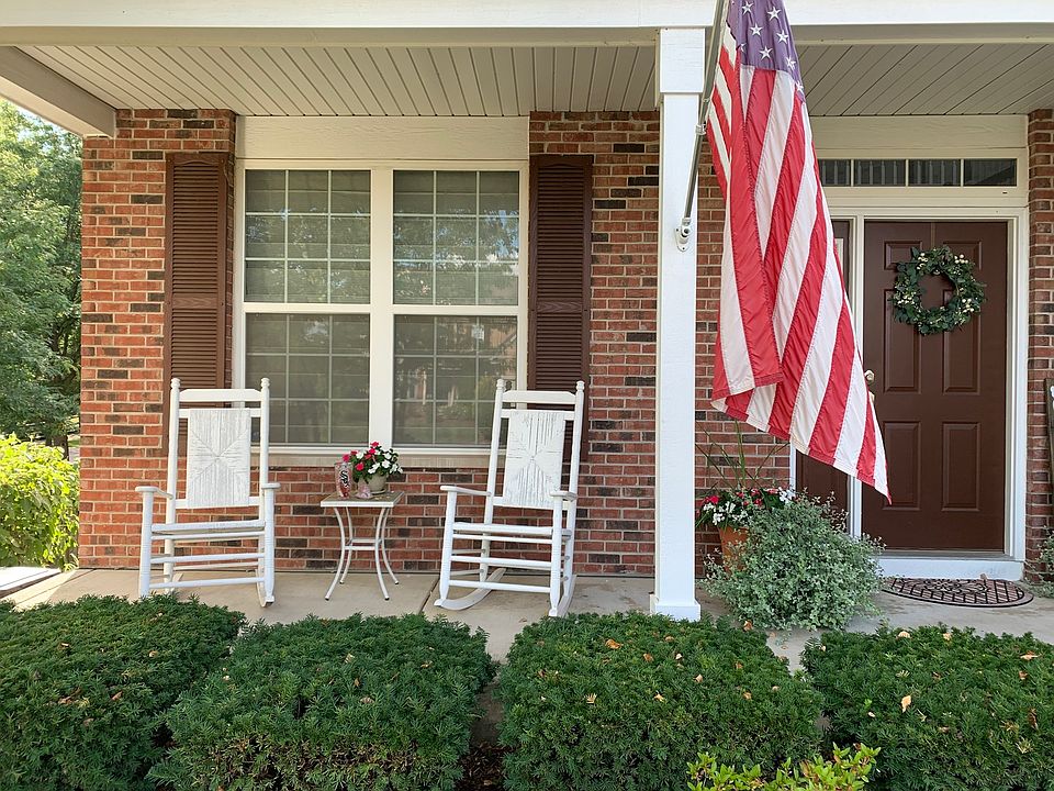 2nd image of 17862 Hedgewood Dr