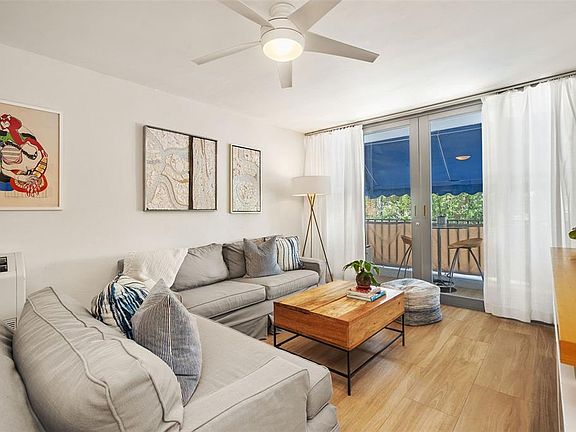 3rd image of 2305 Laurel #207