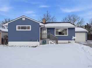 17 Warren Dr, Tonawanda, NY 14150