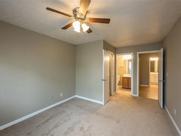 4838 Westridge Dr — Photo 13