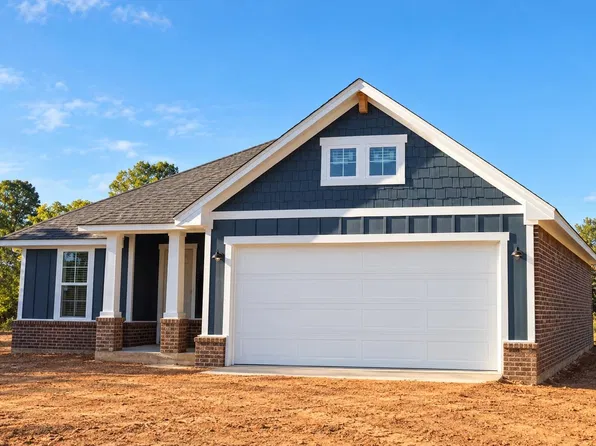 1522 Grace Acres Ln, Longview, TX 75605