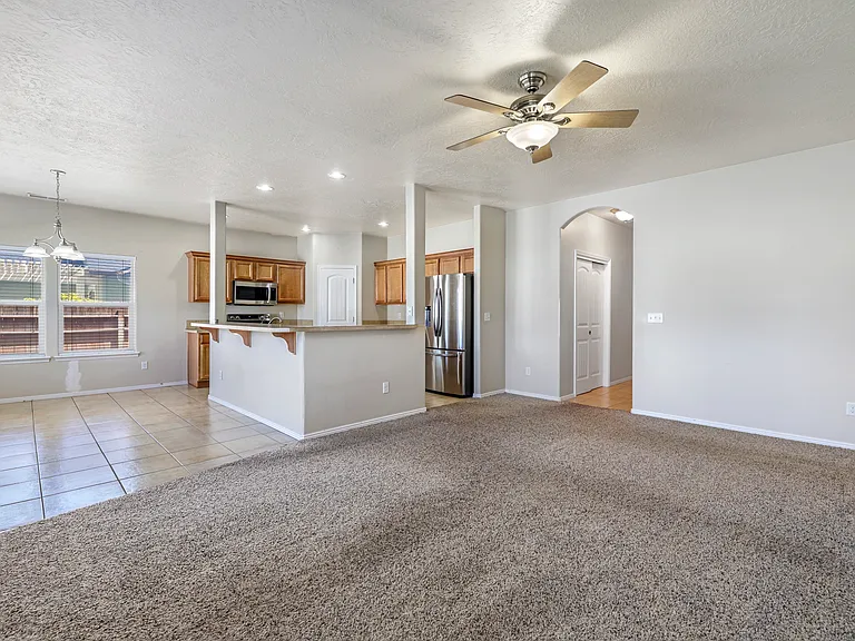 307 Meadowview Ln — Photo 14