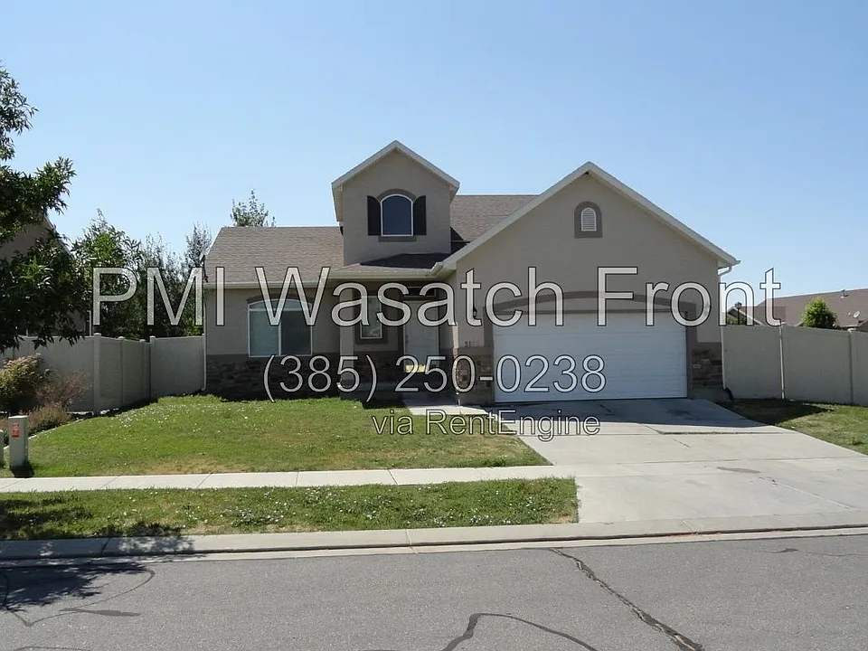 3192 Hunter Dawn Way