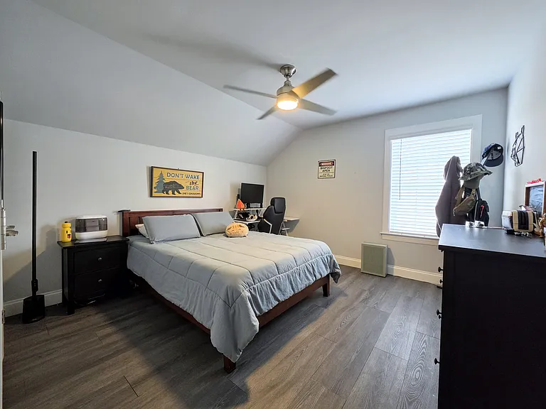 207 Buckton Dr — Photo 21