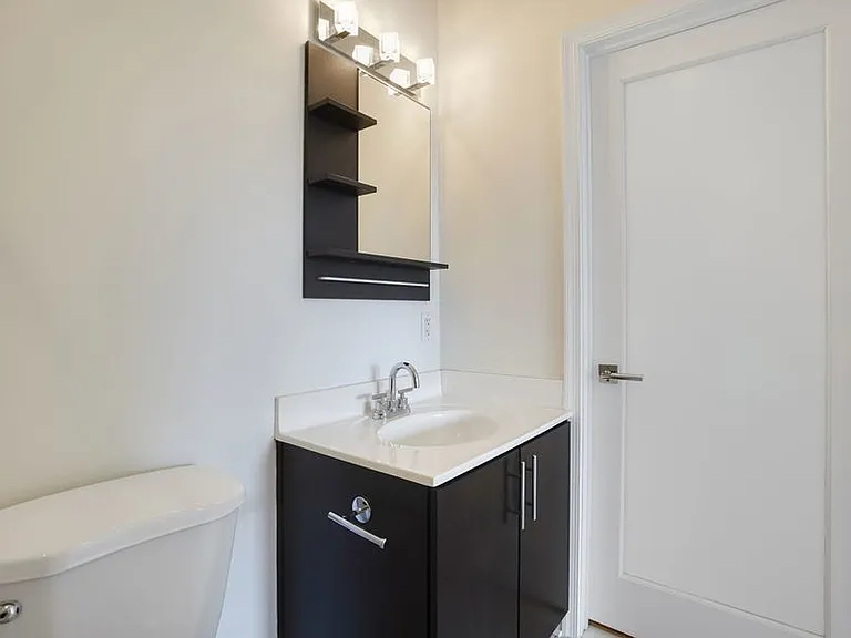 329 Rhode Island Ave NE #404 — Photo 17