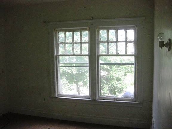 5th image of 289 Richton St