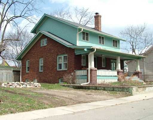 1st image of 105 Babbitt St