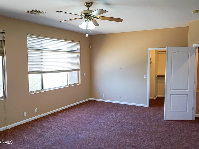 541 N Danielson Way — Photo 56