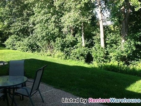 Private Wooded Patio