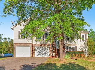 65 Indian Hills Dr, Rydal, GA