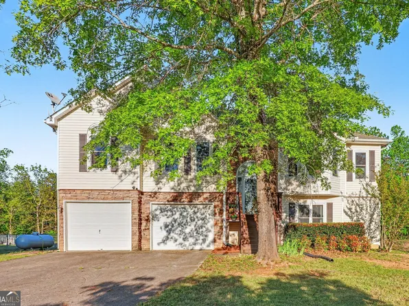 65 Indian Hills Dr, Rydal, GA 30171