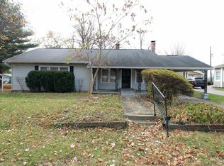 626 W Oak St, Oakland City, IN 47660