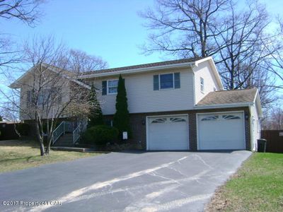 2326 W Venisa Dr, Hazle Township, PA, 18202
