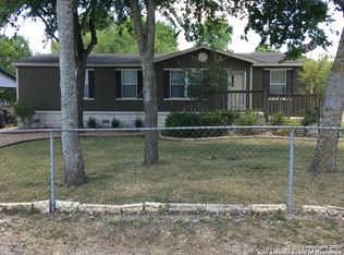 15796 Heidelberg Dr, La Coste, TX 78039