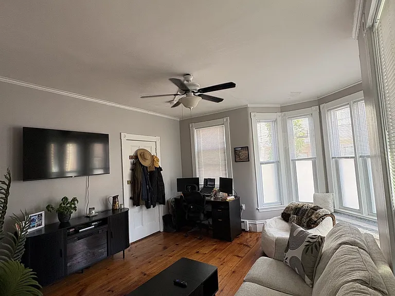 10 Garden St #1 — Photo 5