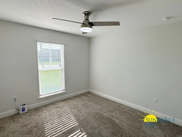 2337 Salamanca St — Photo 11