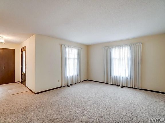 5th image of 3018 Pecan Ave