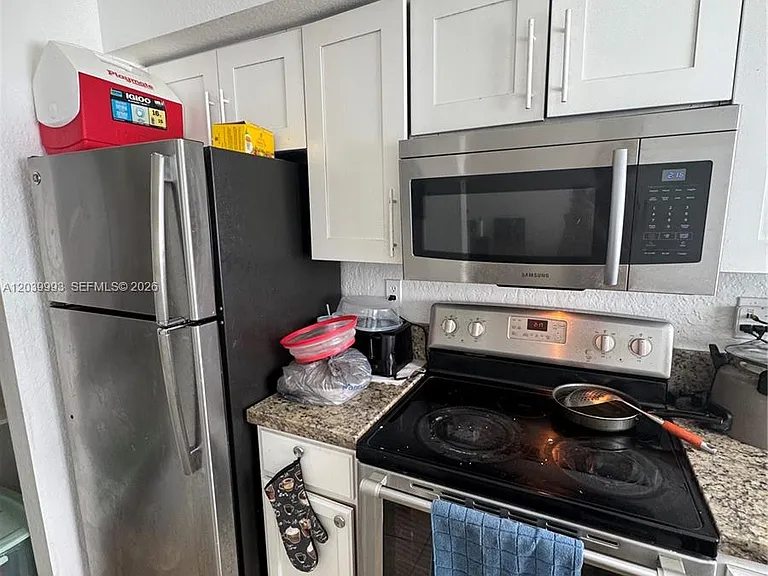 8456 NW 4th Ct #8456 — Photo 5