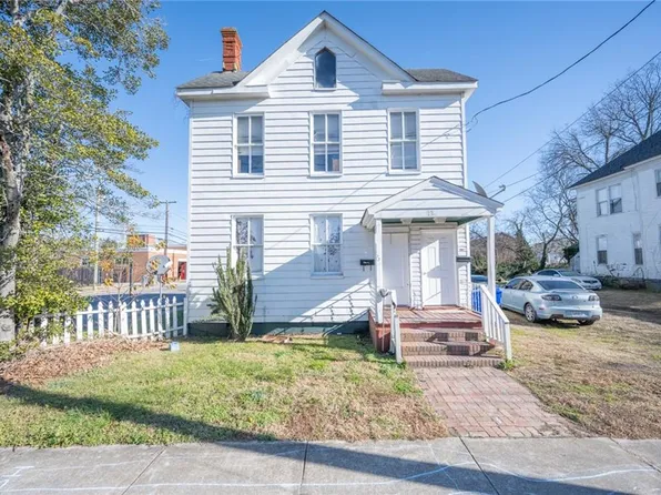 132 Chestnut St, Suffolk, VA 23434