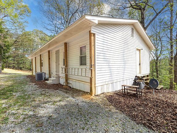 5th image of 3300 Malone Rd