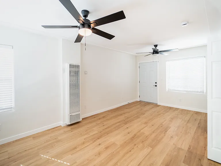 1900-08 San Diego Ave #1902 — Photo 7