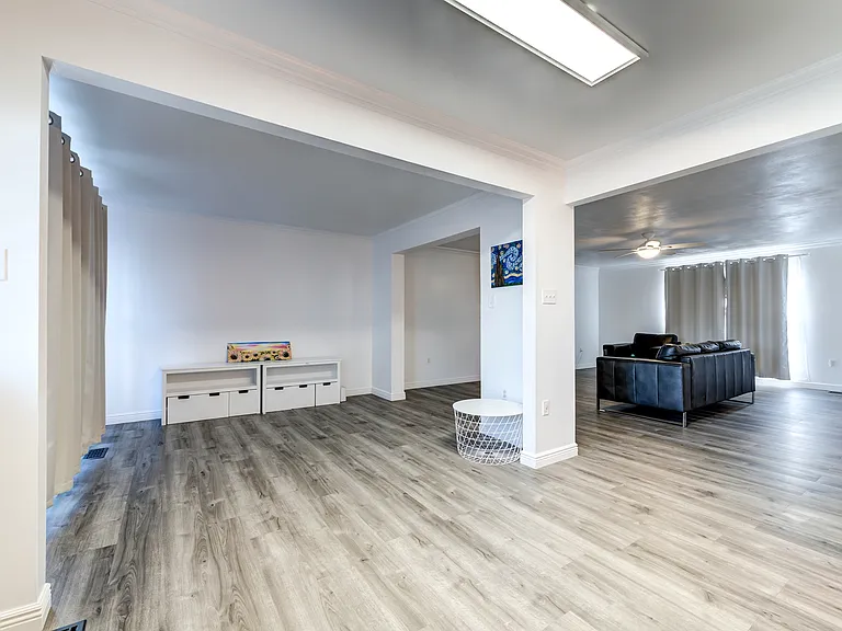 18 Pineview Valley Ct — Photo 16