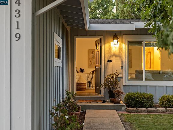 4th image of 4319 Pembroke Dr