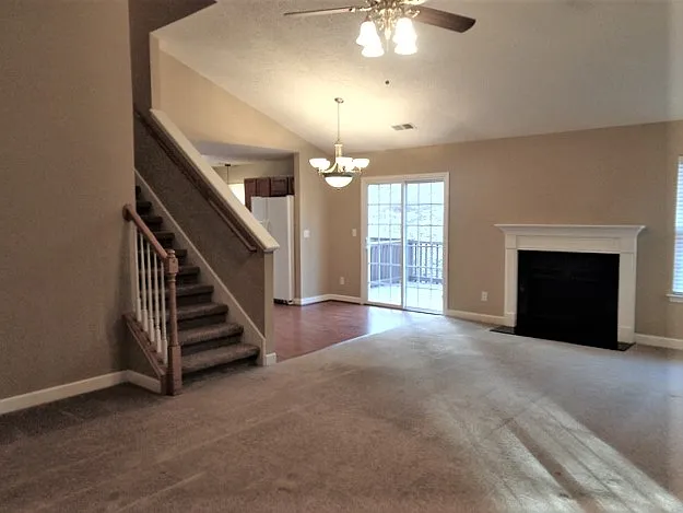 2310 Devonshire Dr — Photo 4