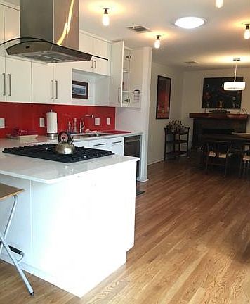 4th image of 2801 Oak Park Dr