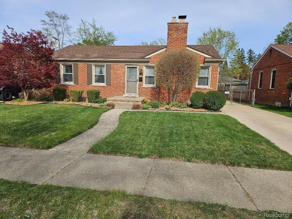 11030 Fairfield St, Livonia, MI 48150
