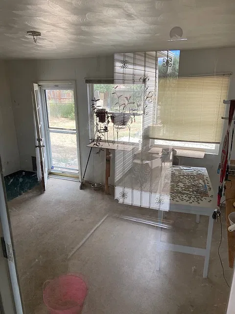 4 bed, 1784 sqft, $2,500 — Photo 4