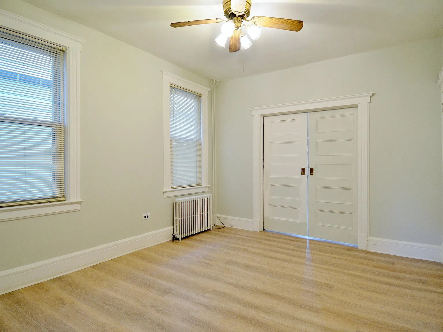 346 Avenue C — Photo 4