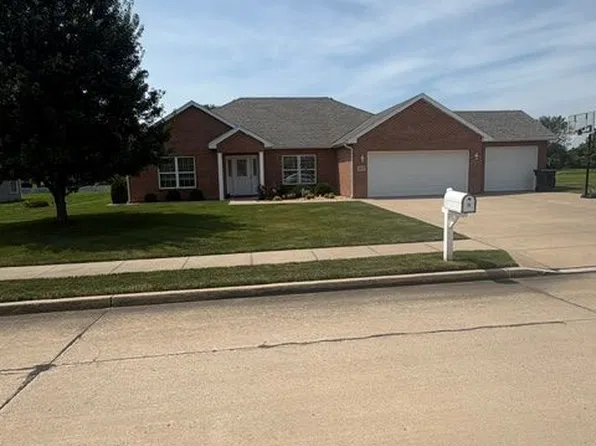 3217 Nicklaus Ct, Fulton, MO 65251