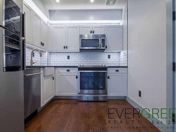 2nd image of 31 Brooklyn Ave #1S