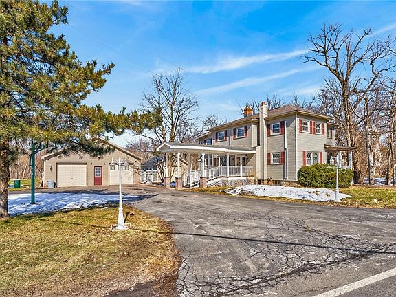 3rd image of 2700 Sanitarium Rd