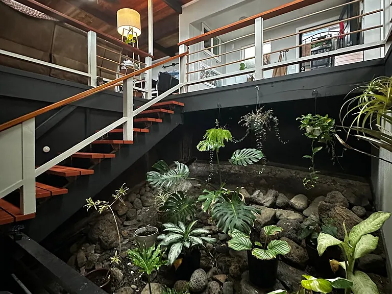 Atrium with powered skylight