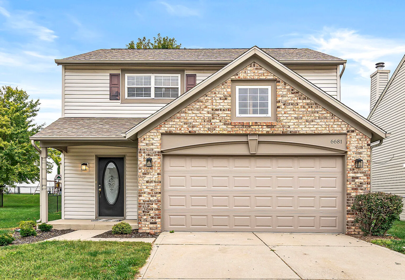3 bed, 2.5 bath, 1440 sqft, $2,050 — Photo 1