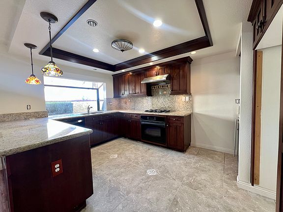 3rd image of 2143 N Turquoise Cir