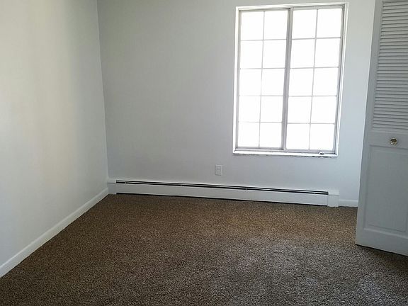 4th image of 16287 Aurora Ave APT 7