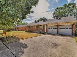 514 Donlee Rd, Lancaster, TX 75134