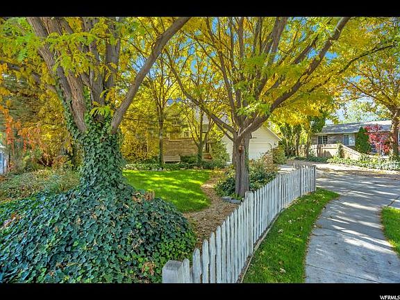 3rd image of 2877 W Victorian Dr