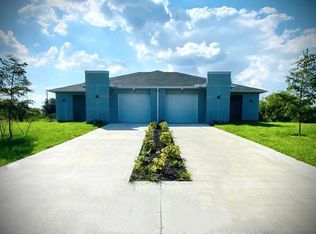 736 Gretchen Ave S #736/738, Lehigh Acres, FL 33973