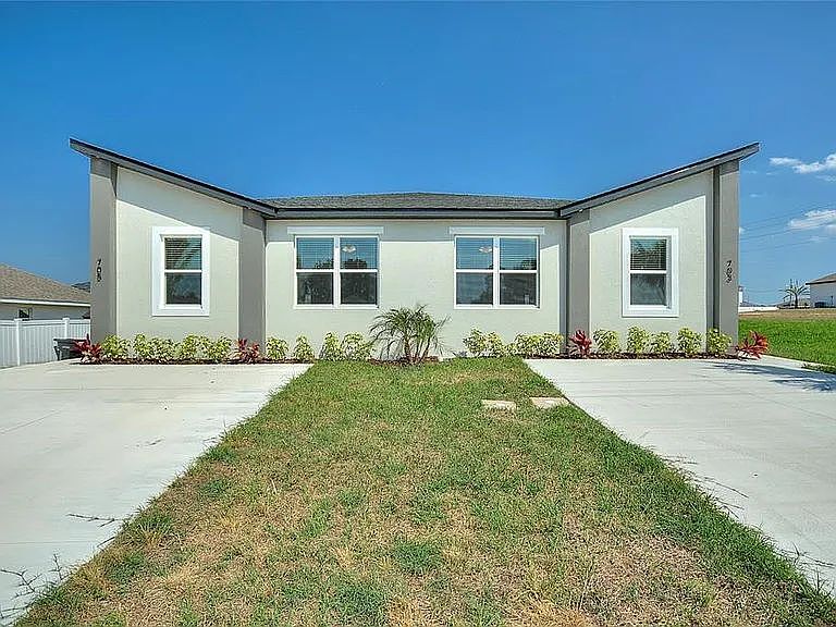 1st image of 806 Colville Dr Unit 2